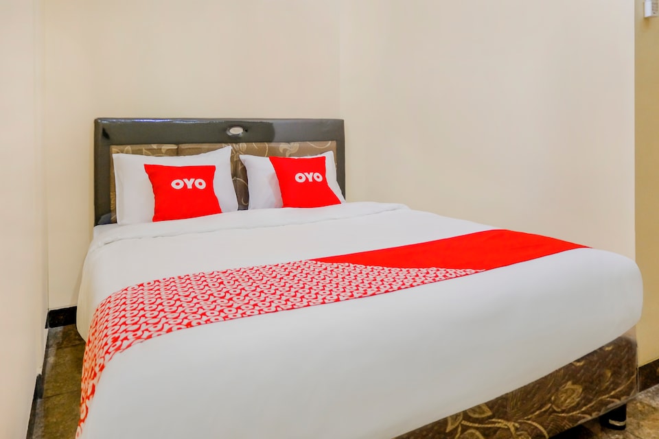 OYO 1979 Alif Family Residence , Malang Kota, Malang