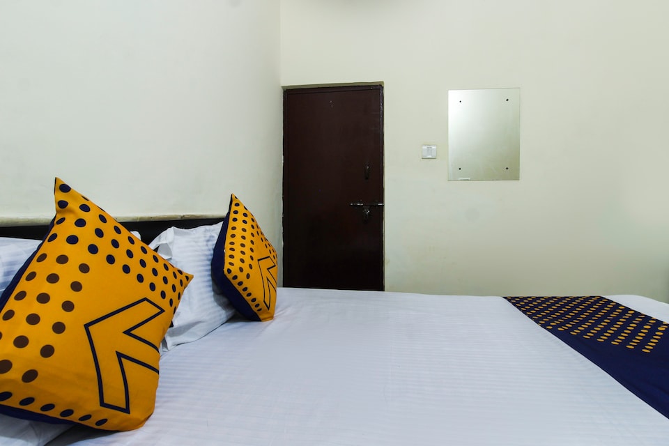 SPOT ON Shyaam Sundar Guest House, Taj Ganj Agra, Agra