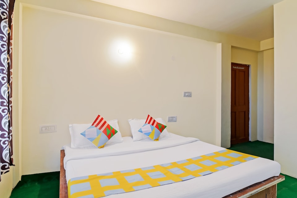 OYO Home 64138 Peaceful Stay Burwa, NH 21 Manali, Manali
