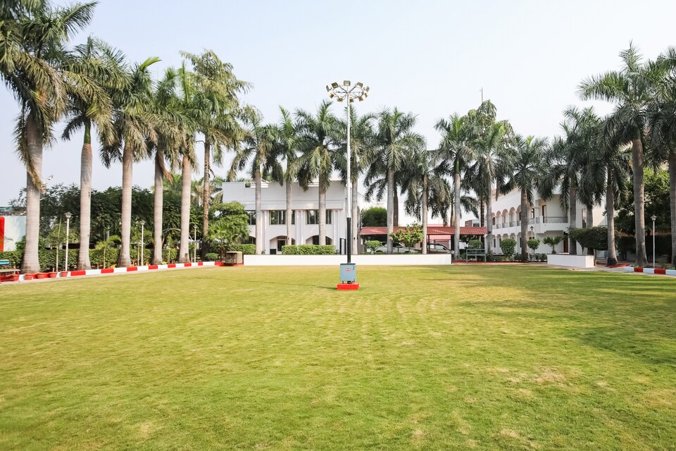 Capital O 64139 Shark Inn, Rewa, Rewa