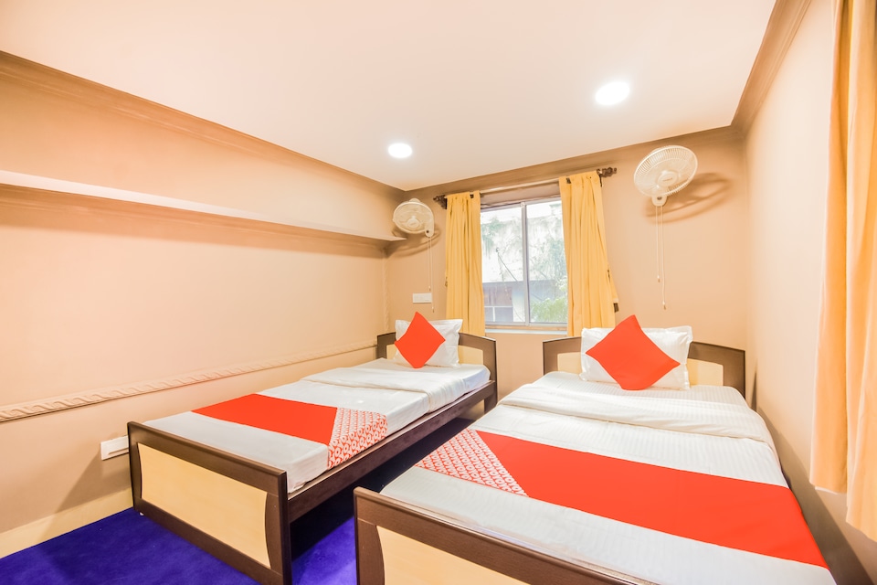 OYO 64147 Calcutta Police Sergeants Institute, Esplanade Kolkata, Kolkata