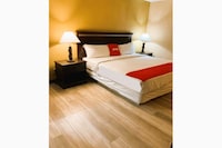 Capital O Nacogdoches - Hwy 59 & SW Stallings