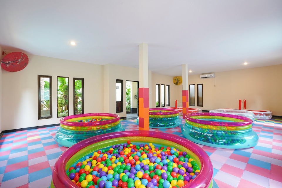 OYO 1992 China Town Hotel Bali, Tuban Kuta, Bali