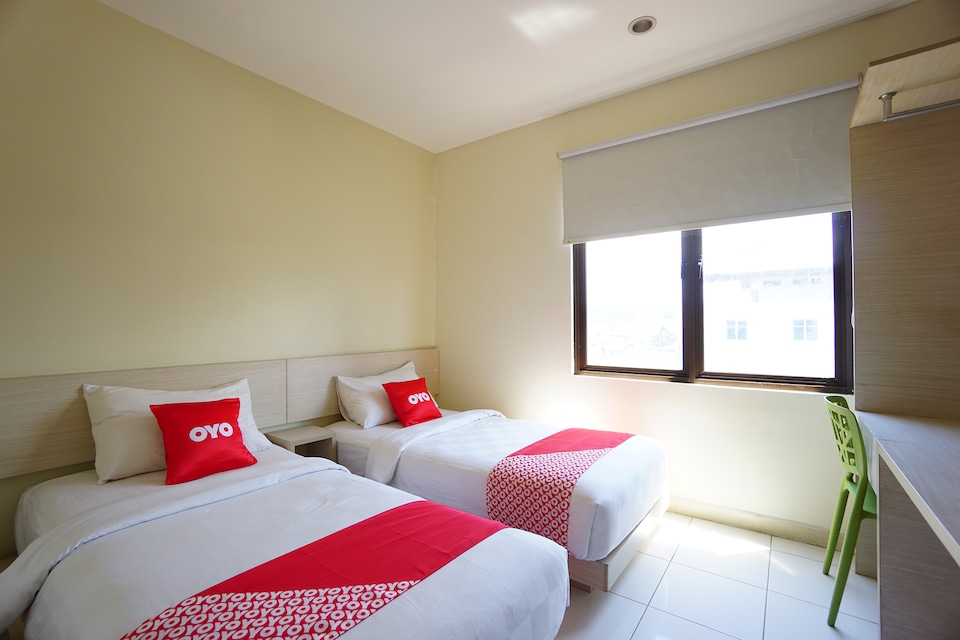 OYO 1993 Hotel D'kanaka Riverview, Tikala Wenang, Manado