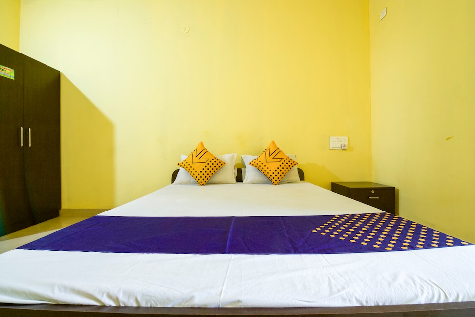 SPOT ON 64165 Sahana Residency, Bendoorwell Mangalore, Mangalore