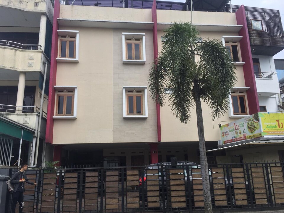 OYO 2000 Dago Asri Guesthouse, Dago, Bandung