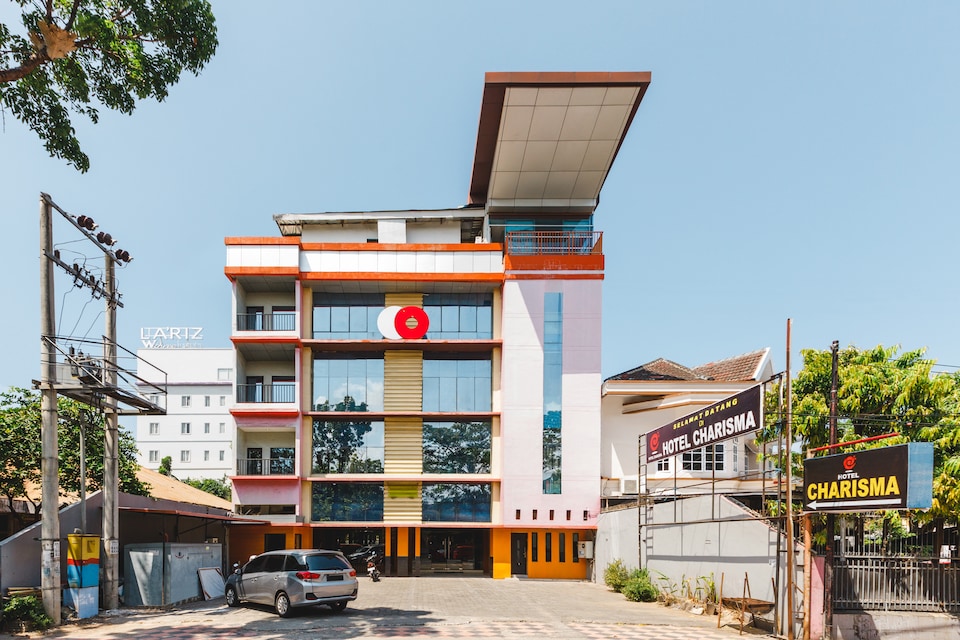 Capital O 2009 Hotel Charisma Marine, Maricaya, Makassar