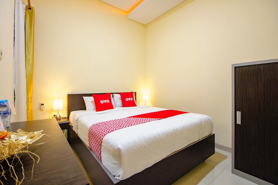 OYO 2010 Dalem Jongke Homestay, Palagan, Sleman