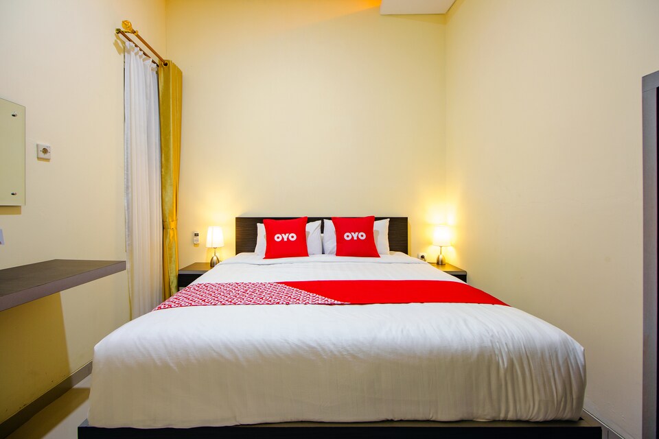 OYO 2010 Dalem Jongke Homestay, Palagan, Sleman