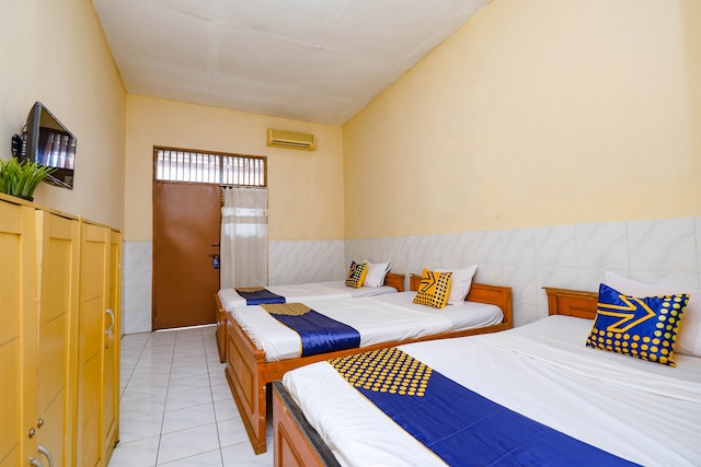 SPOT ON 2011 Hotel Mekar Sari