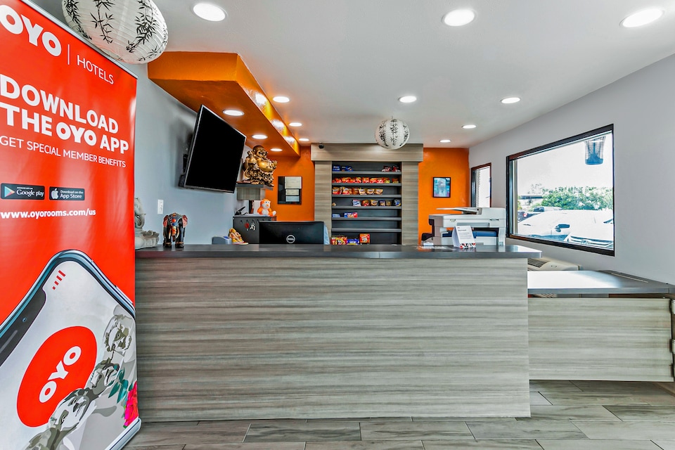 OYO Hotel Lake Charles Hwy 10, C70601, Lake-Charles