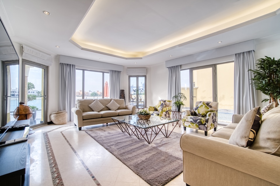 OYO 375 Home Villa E60, Palm Jumeirah Dubai, Dubai