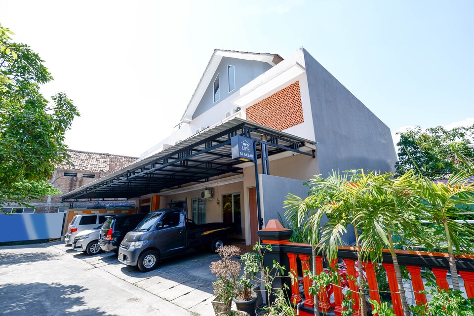 OYO Life 2016 Al Akbar, Purwodadi, Grobogan