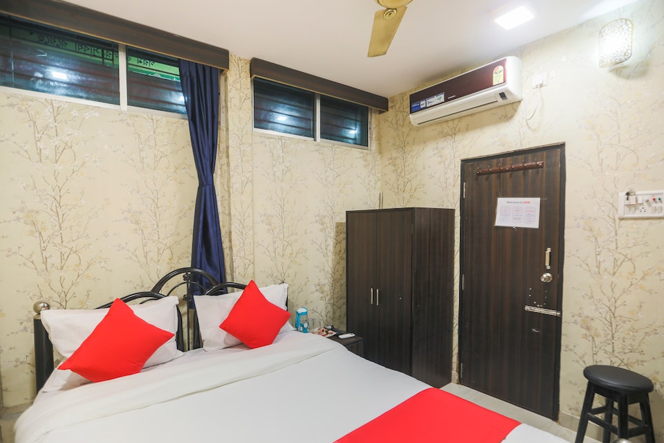 OYO 64202 Shaan Guest House, Esplanade Kolkata, Kolkata