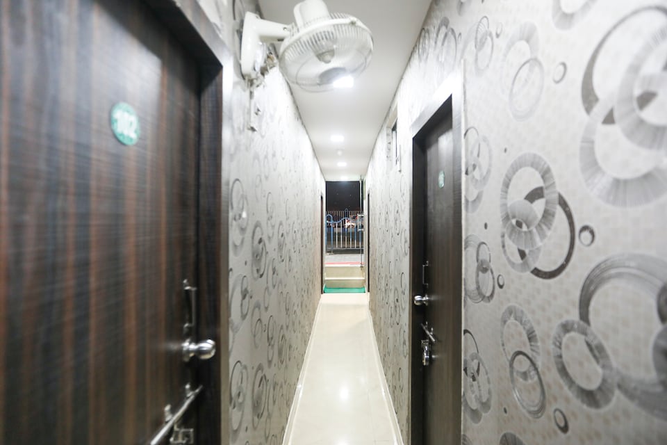 OYO 64202 Shaan Guest House, Esplanade Kolkata, Kolkata