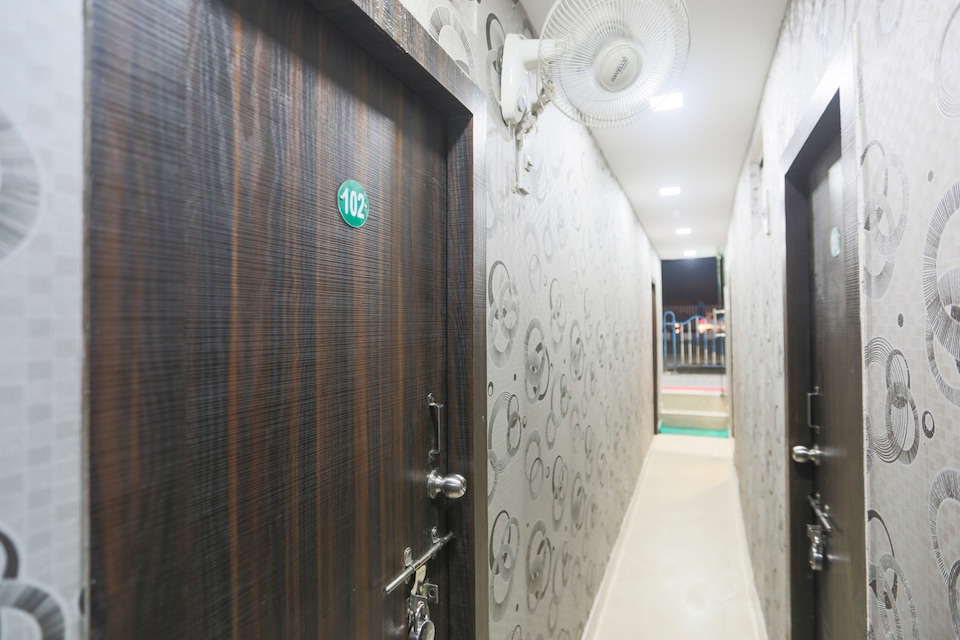 OYO 64202 Shaan Guest House, Esplanade Kolkata, Kolkata