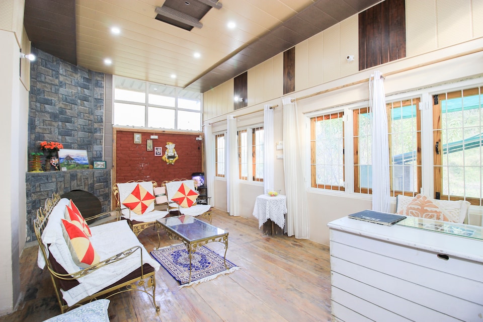 OYO Home 64215 Cozy 1 Rk Stay Ramgarh, Bhowali Nainital, Nainital