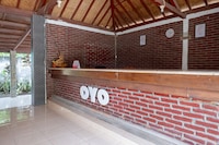 Capital O 2020 Hotel Bumi Aditya Near Pantai Senggigi