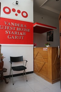 OYO 2021 Wisma Vandera Syariah