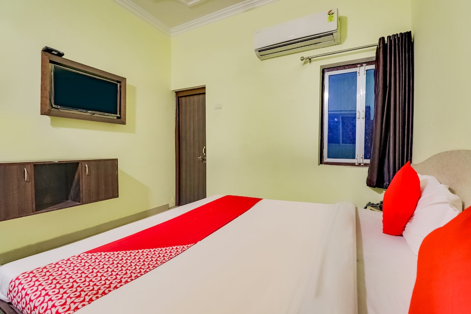 OYO 64234 Hotel Dev Inn, Kushinagar, Kushinagar