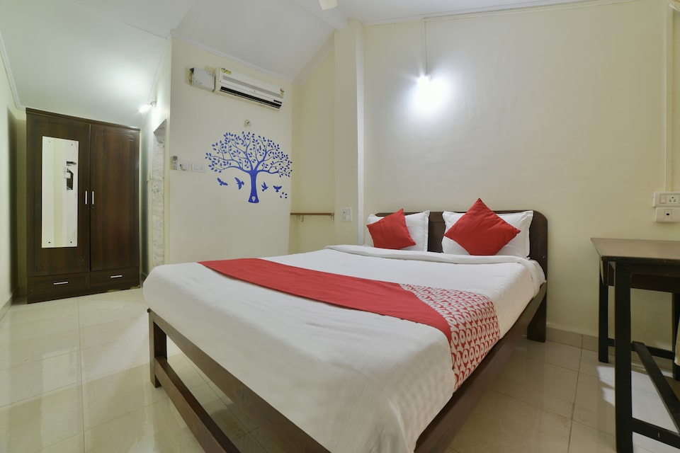 OYO 833 Hotel Prince Santosh Holiday Homes, Anjuna Vagator Goa, Goa