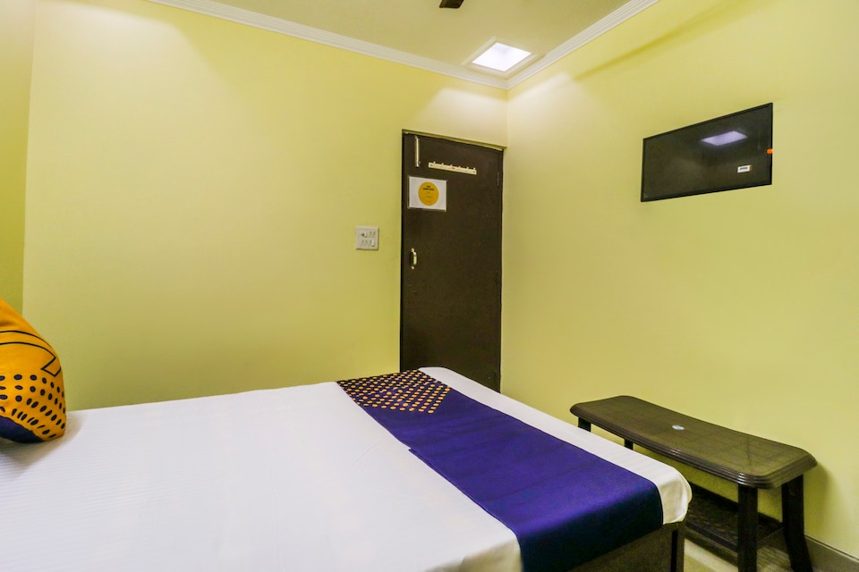 SPOT ON 64250 Welcome Residency, Vaishali Kaushambi Metro, Ghaziabad