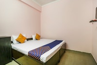  Hotel O Royal