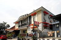 OYO 2038 Jasmine Guest House Balikpapan