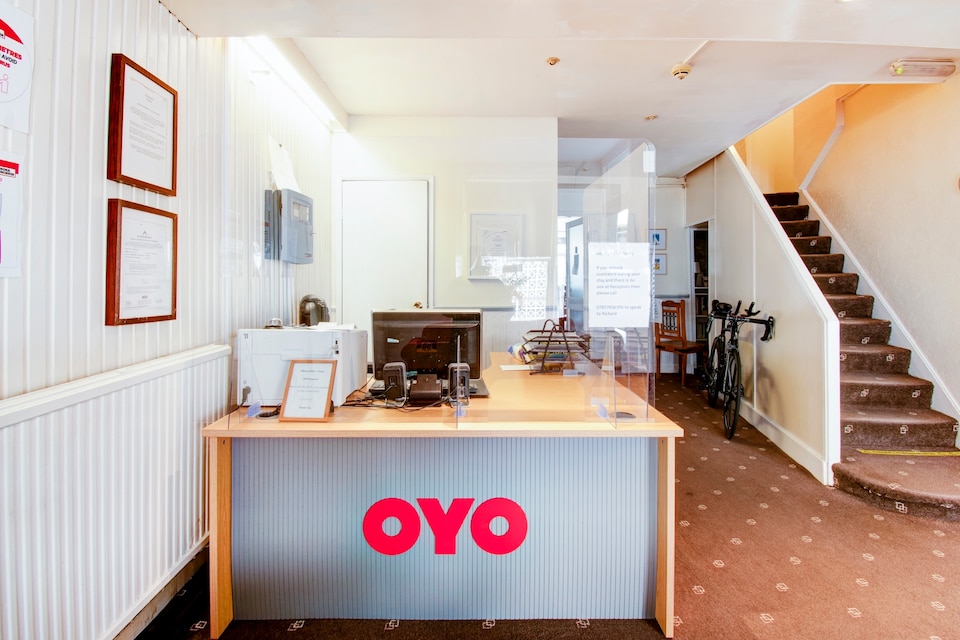 OYO The Albany Hotel, Tenby (Wales), Tenby