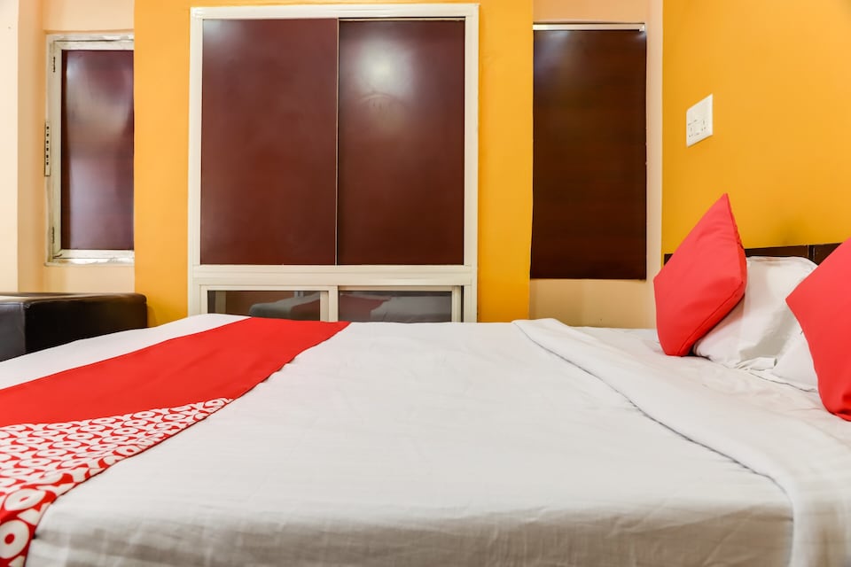 OYO 64306 The Bliss Home Stay, Omkareshwar City, Omkareshwar