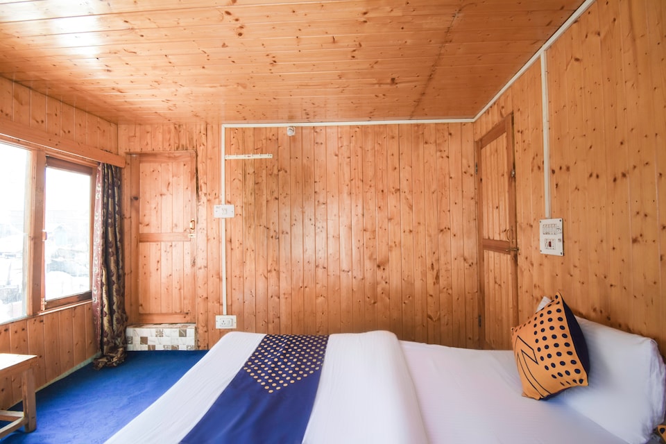 OYO 64317 Prince Cottage, Pahalgam, Pahalgam