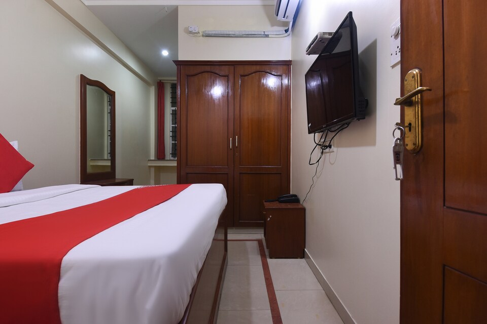 OYO 64331 Blossom Comfort, Indiranagar Bangalore, Bangalore