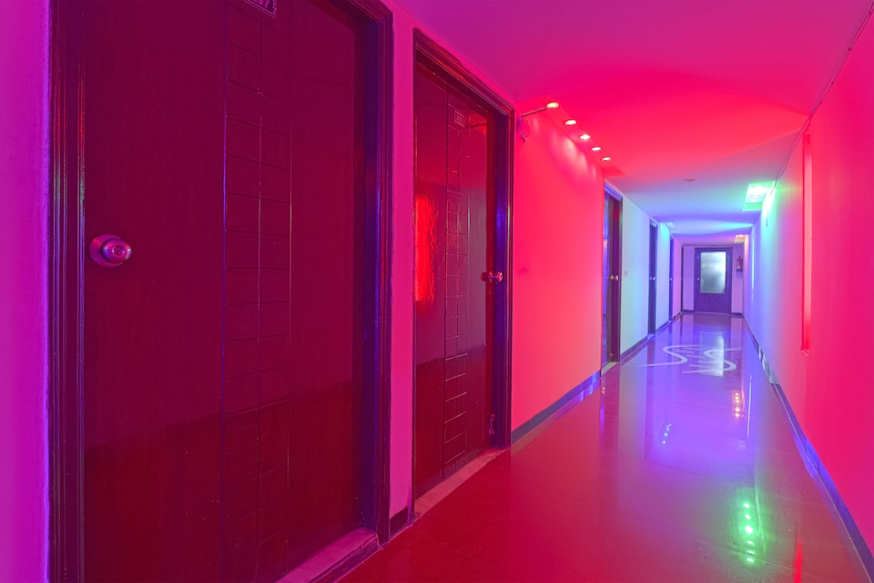 OYO 834 Shree Balaji Hotel, Faridabad, Faridabad