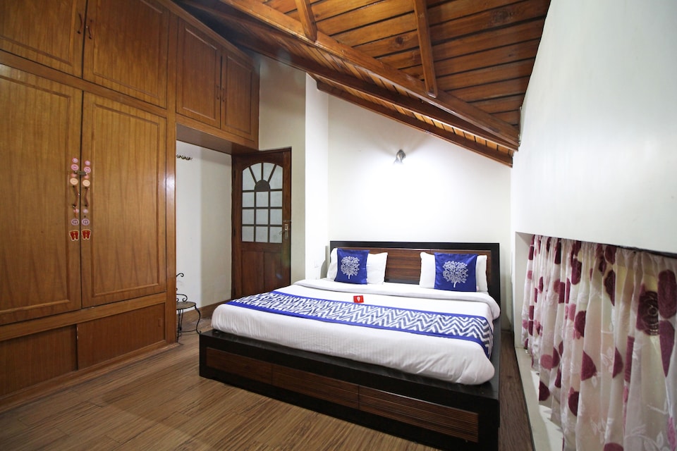 OYO 5224 Mohini Inn, Mall Road Nainital, Nainital