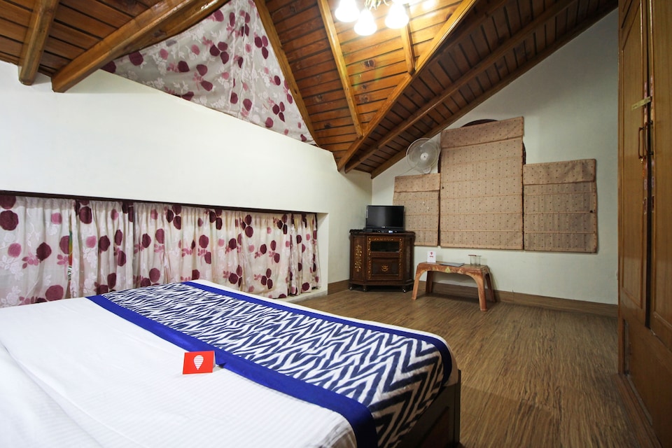 OYO 5224 Mohini Inn, Mall Road Nainital, Nainital