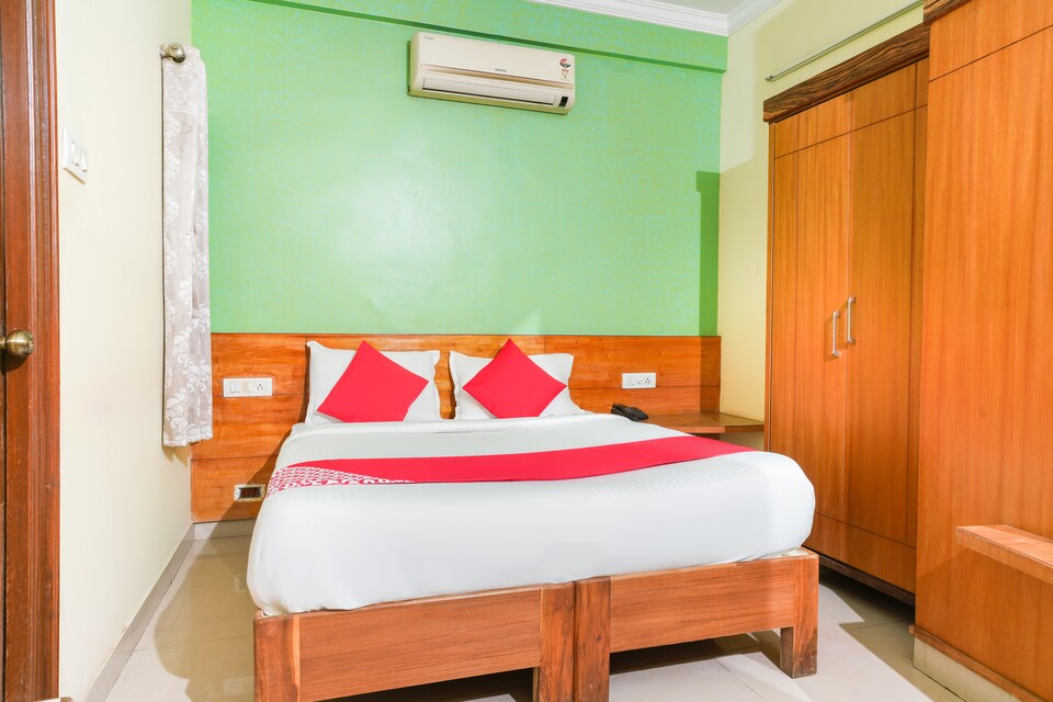 Live on HYD458 , Gachibowli, Hyderabad