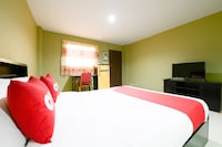 OYO 440 Season 5 Residence
