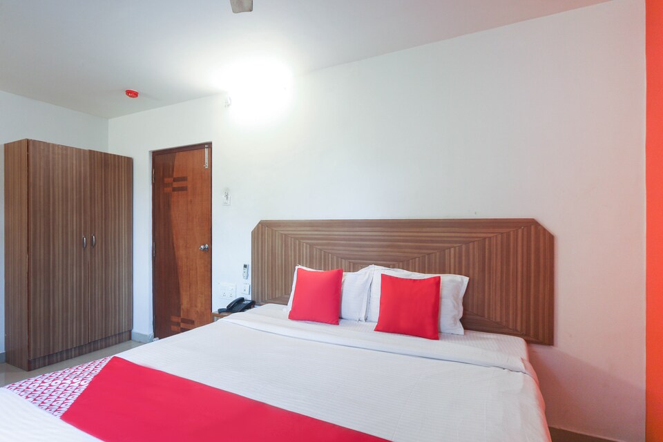 OYO 5229 Hotel Ayushman, Pondy Upcountry, Pondicherry