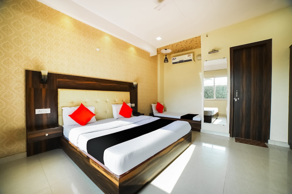 Capital O 64366 Sumaaya Greens Resorts, Civil Lines Bareilly, Bareilly