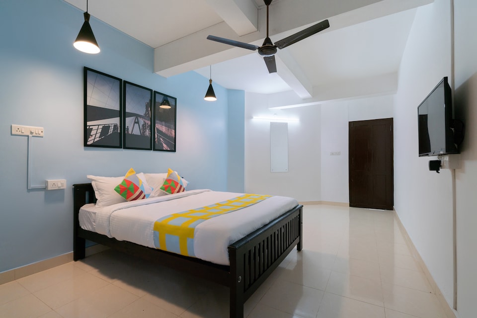 OYO Home 64378 Elite Stay, Kakkanad Kochi, Kochi