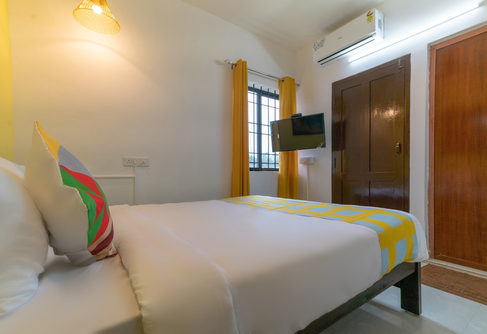 OYO Home 64379 Exotic Stay, Kakkanad Kochi, Kochi