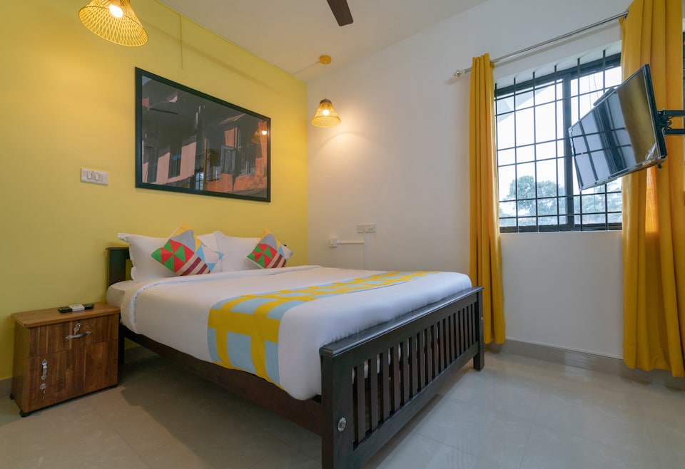 OYO Home 64379 Exotic Stay, Kakkanad Kochi, Kochi