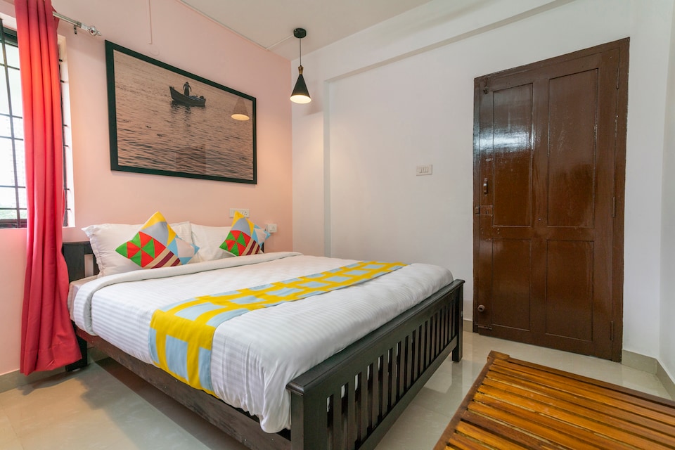 OYO Home 64382 Ample Stay, Kakkanad Kochi, Kochi