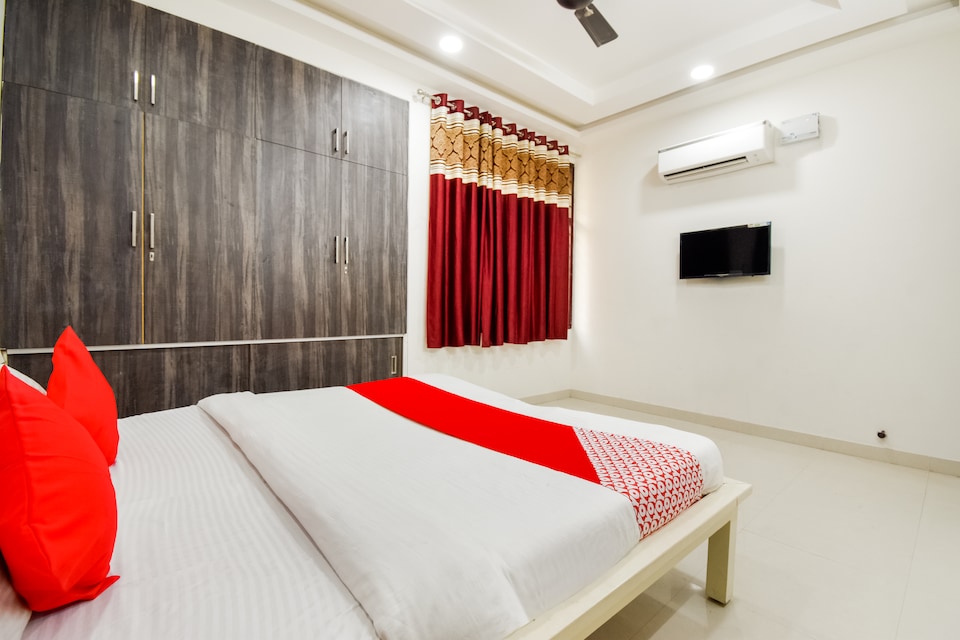 OYO 64390 Envo Axis, Six Mile Guwahati, Guwahati