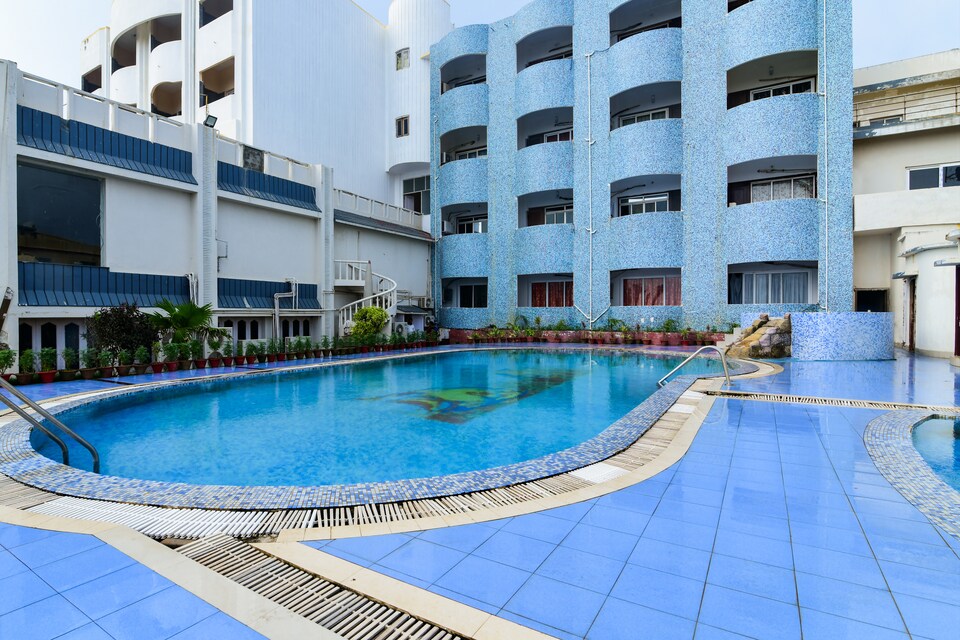 Palette - Vijoya International, CT Road Puri, Puri