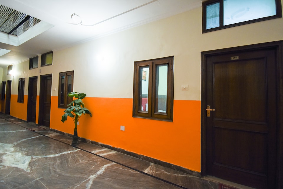 OYO 64405 Hotel Ranson Grand, Sector 45 Chandigarh, Chandigarh