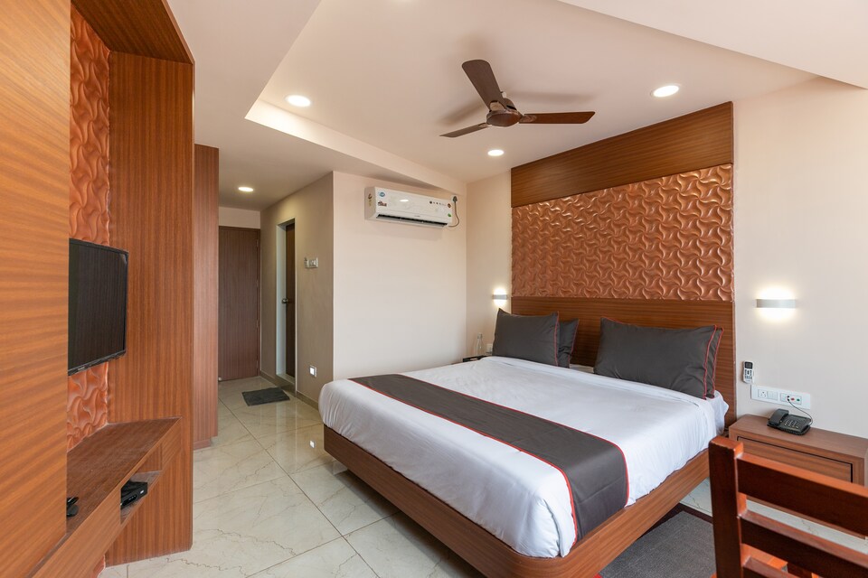 Collection O 50252 Hotel Simran Raghuveer Para, Race Course Rajkot, Rajkot