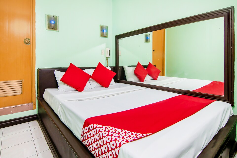 OYO 482 Sitio Manuel Hotel, Quezon City, Quezon City
