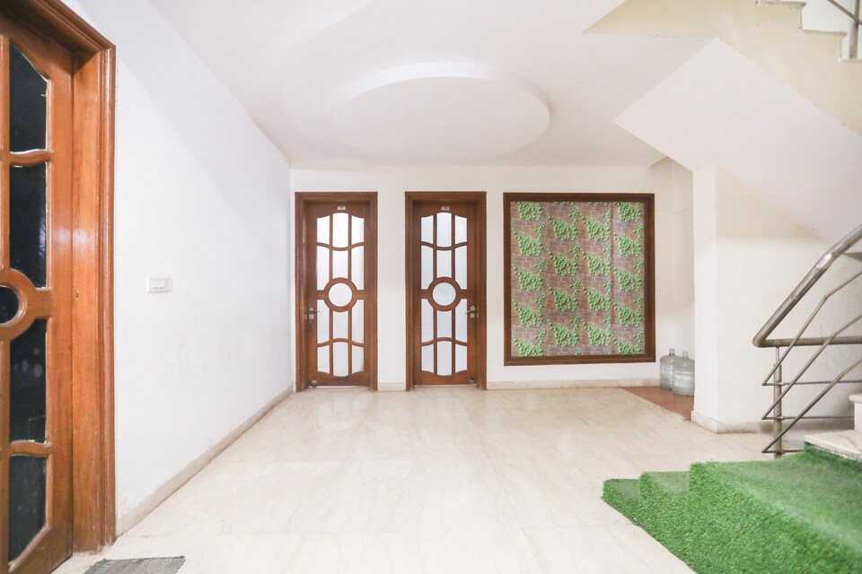 OYO 64411 Diamond Villa, Noida City, Noida