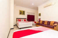 OYO 2097 Hotel Laksana Inn